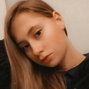 Meet your Posher, •sunflower